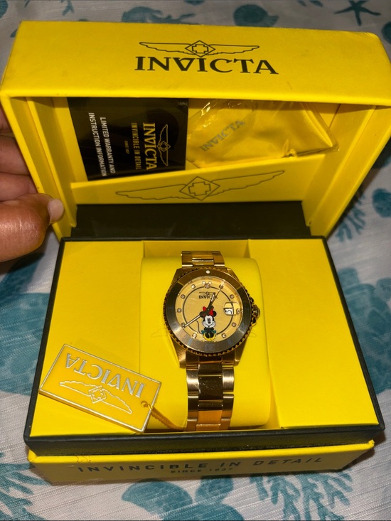 Invicta Accessories - NWT Disney Limited Edition Invicta Gold Tone Women’s Watch